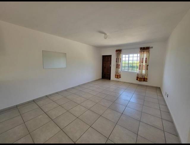 2 BEDROOM PROPERTY TO RENT IN RIET RIVER
